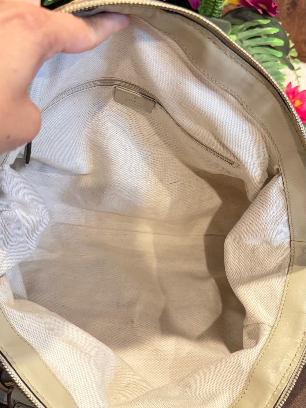 Gucci Beige GG Canvas Dome Satchel with Ivory Trim - Picture 13 of 16